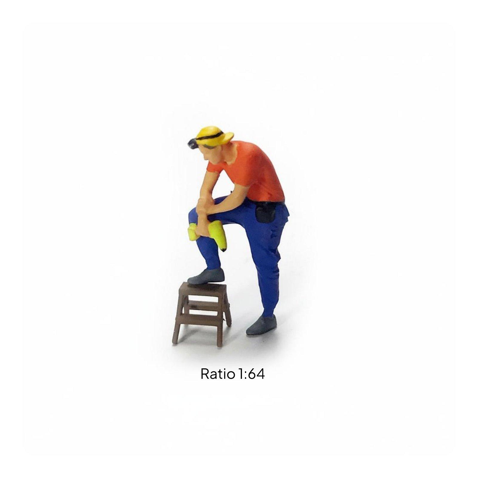 Hand Crafted Resin Repairman F - Resin Craft Workshop recension och pris